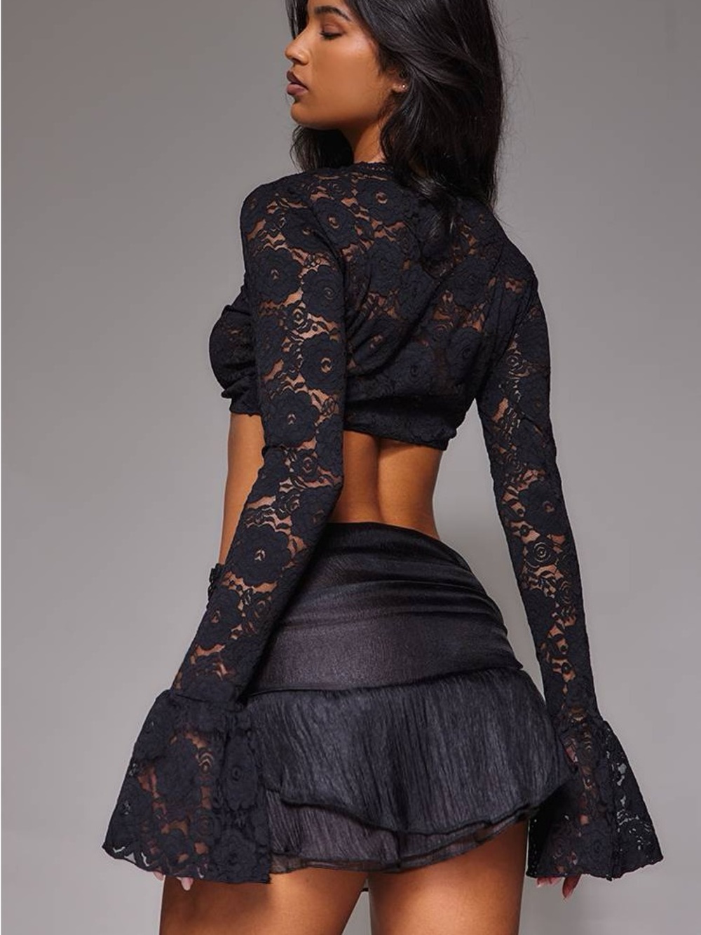 Pretty Little Thing BLACK Romantic Gothic LACE EXTREME CROP LONG SLEEVE TOP - Picture 2 of 11